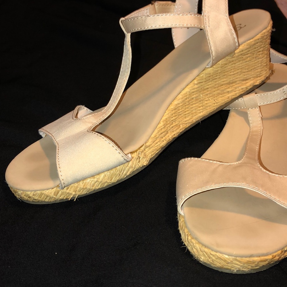 Gap sandals - Picture 2 of 3